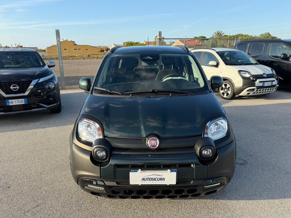 Fiat New Panda PANDINA 1.0 HYBRID S&S 70 CV CROSS MY25 Elettrica / Benzina