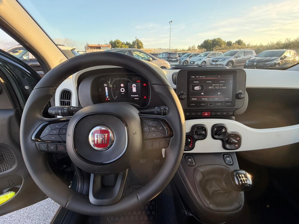 Fiat New Panda PANDINA 1.0 HYBRID S&S 70 CV CROSS MY25 Elettrica / Benzina