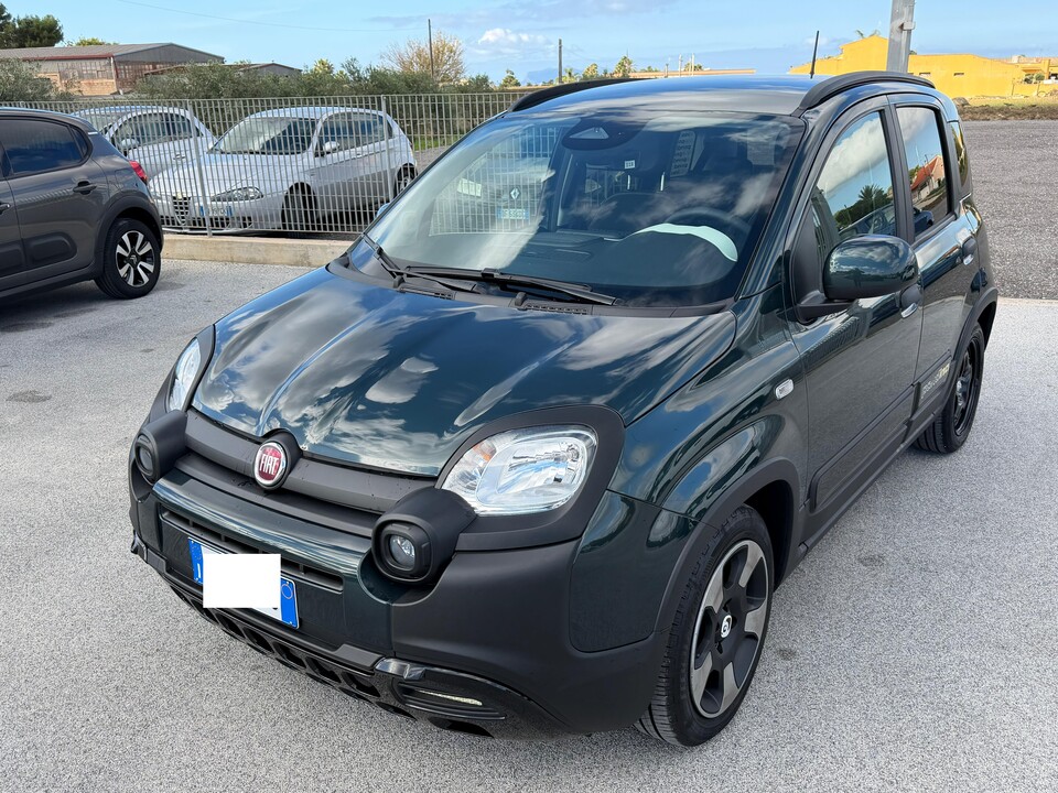 Fiat New Panda PANDINA 1.0 HYBRID S&S 70 CV CROSS MY25 Elettrica / Benzina