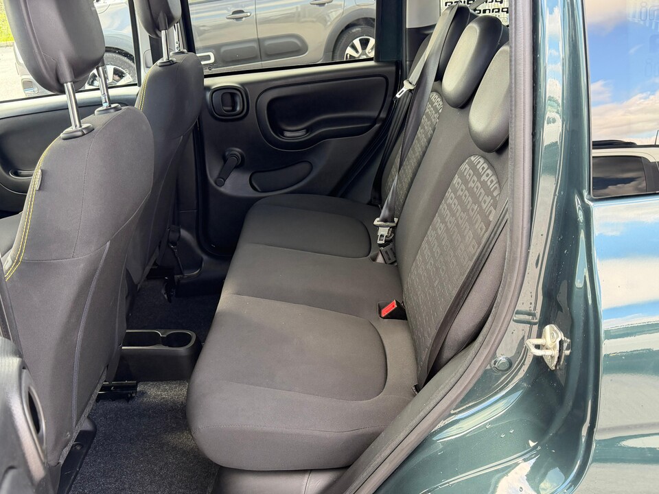 Fiat New Panda PANDINA 1.0 HYBRID S&S 70 CV CROSS MY25 Elettrica / Benzina