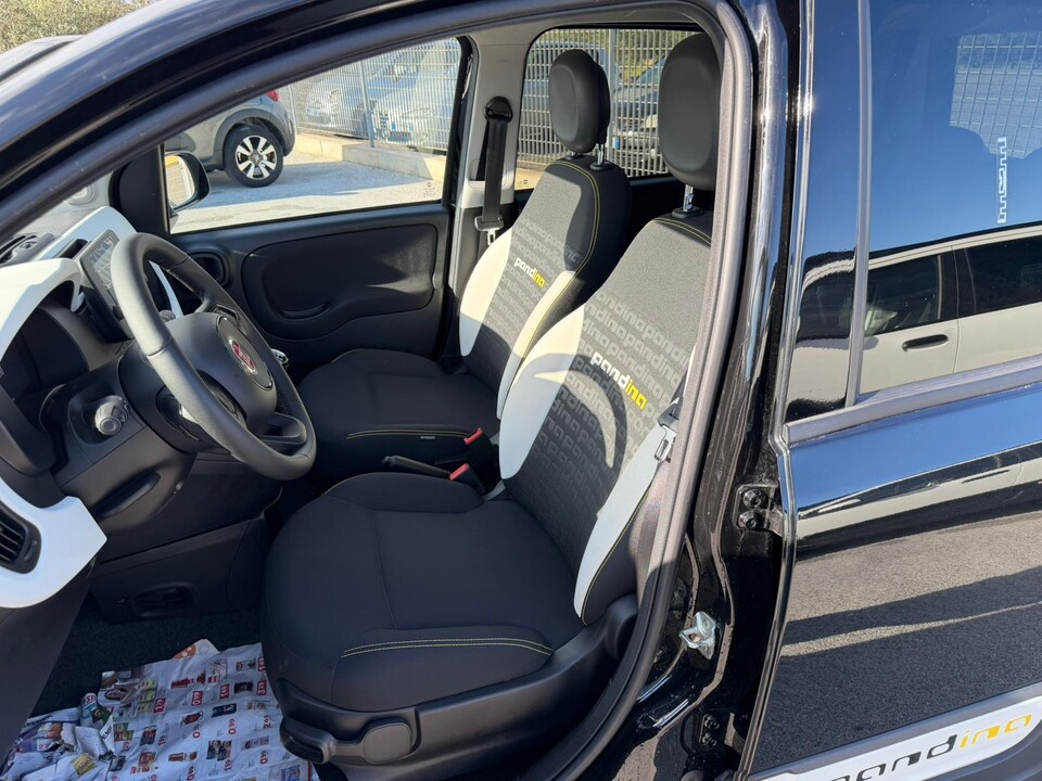 Fiat New Panda PANDINA 1.0 HYBRID S&S 70 CV CROSS MY25 Elettrica / Benzina