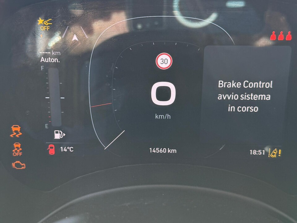 Fiat New Panda PANDINA 1.0 HYBRID S&S 70 CV CROSS MY25 Elettrica / Benzina