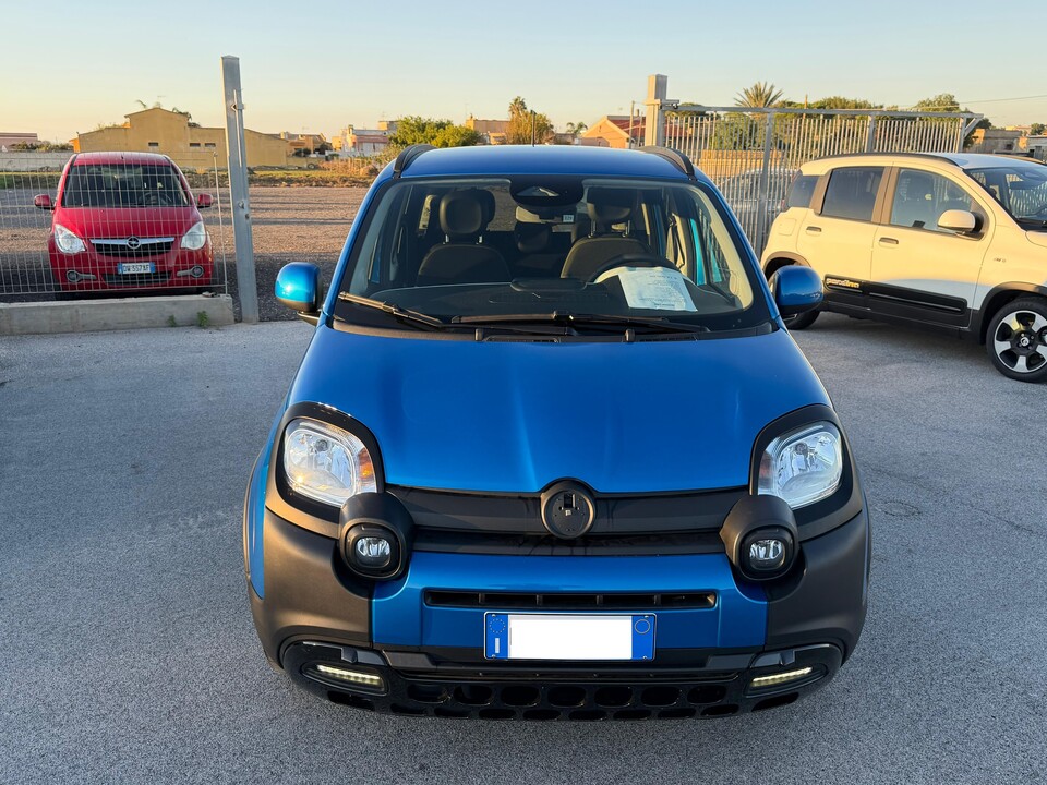 Fiat New Panda PANDINA 1.0 HYBRID S&S 70 CV CROSS MY25 Elettrica / Benzina