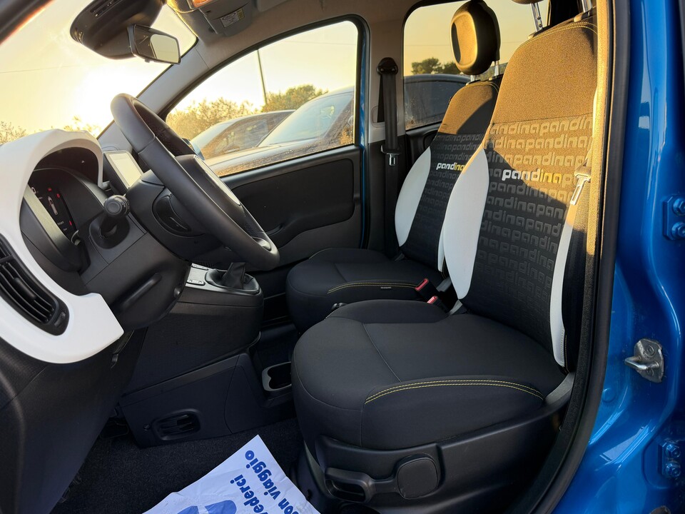 Fiat New Panda PANDINA 1.0 HYBRID S&S 70 CV CROSS MY25 Elettrica / Benzina