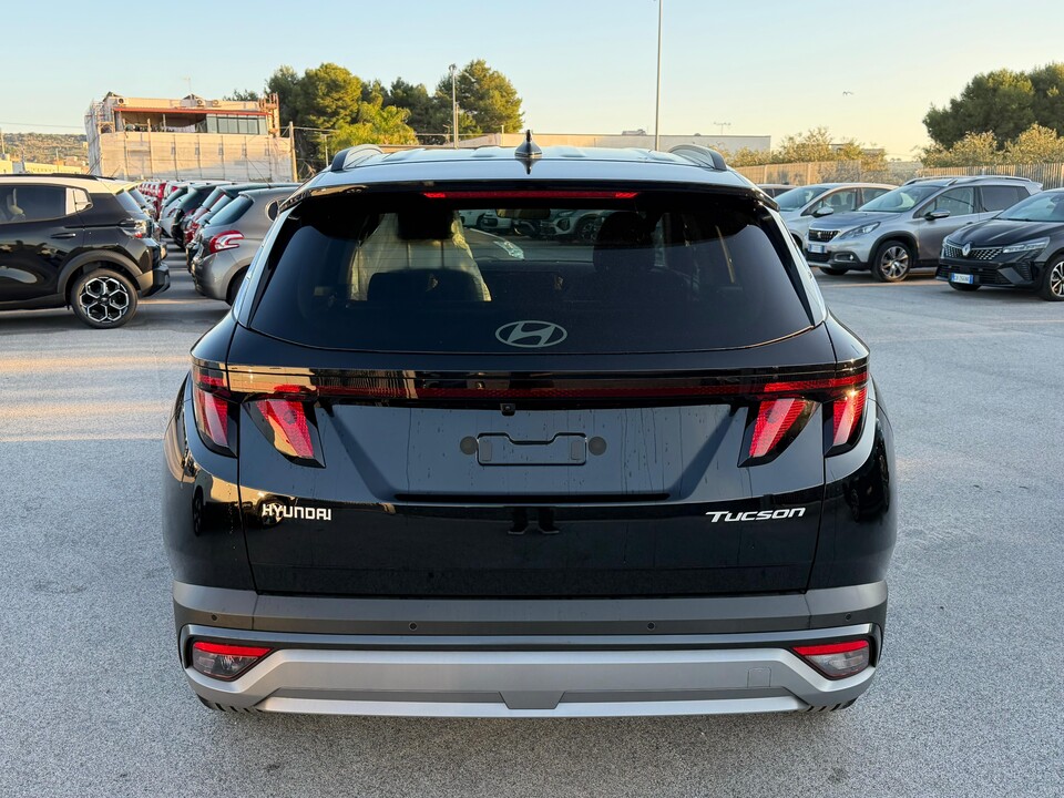 Hyundai Tucson 1.6 CRDi 48V BUSINESS 2WD DCT KM0 MY25 Elettrica / Diesel