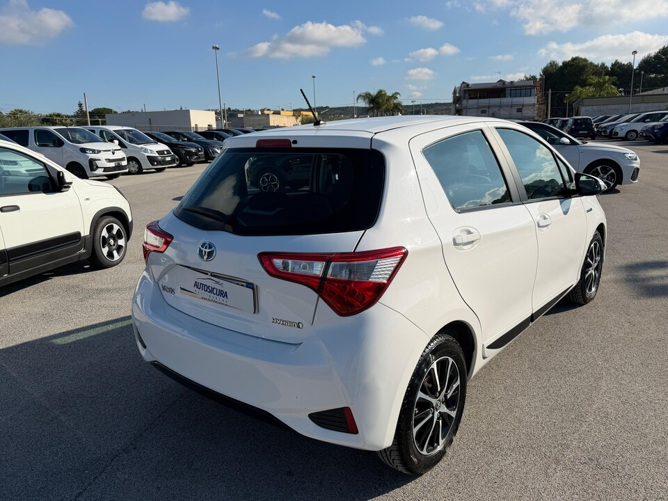 Toyota Yaris 5p 1.5 hybrid Active Plus Elettrica / Benzina