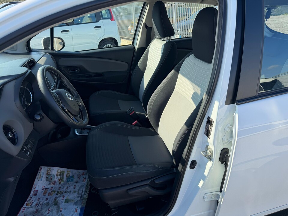 Toyota Yaris 5p 1.5 hybrid Active Plus Elettrica / Benzina