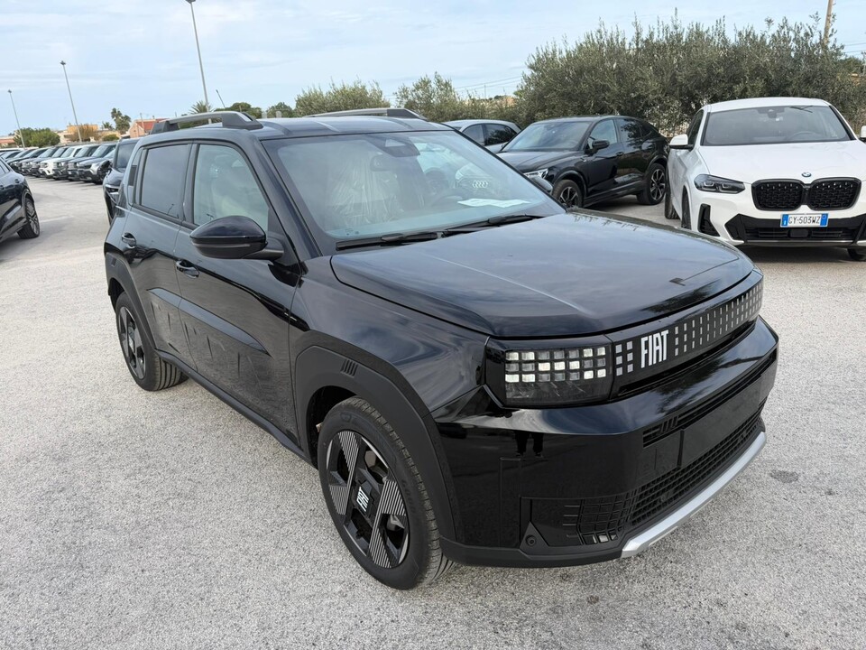 Fiat Grande Panda 1.2 HYBRID 110 CV EDCT LA PRIMA KM0 MY25 Elettrica / Benzina