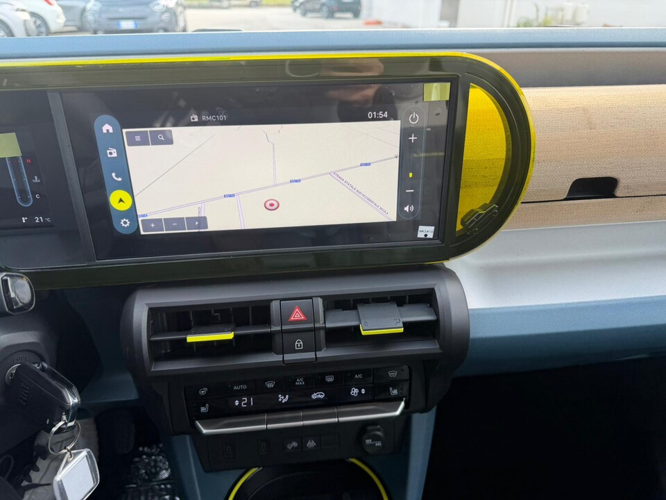 Fiat Grande Panda 1.2 HYBRID 110 CV EDCT LA PRIMA KM0 MY25 Elettrica / Benzina