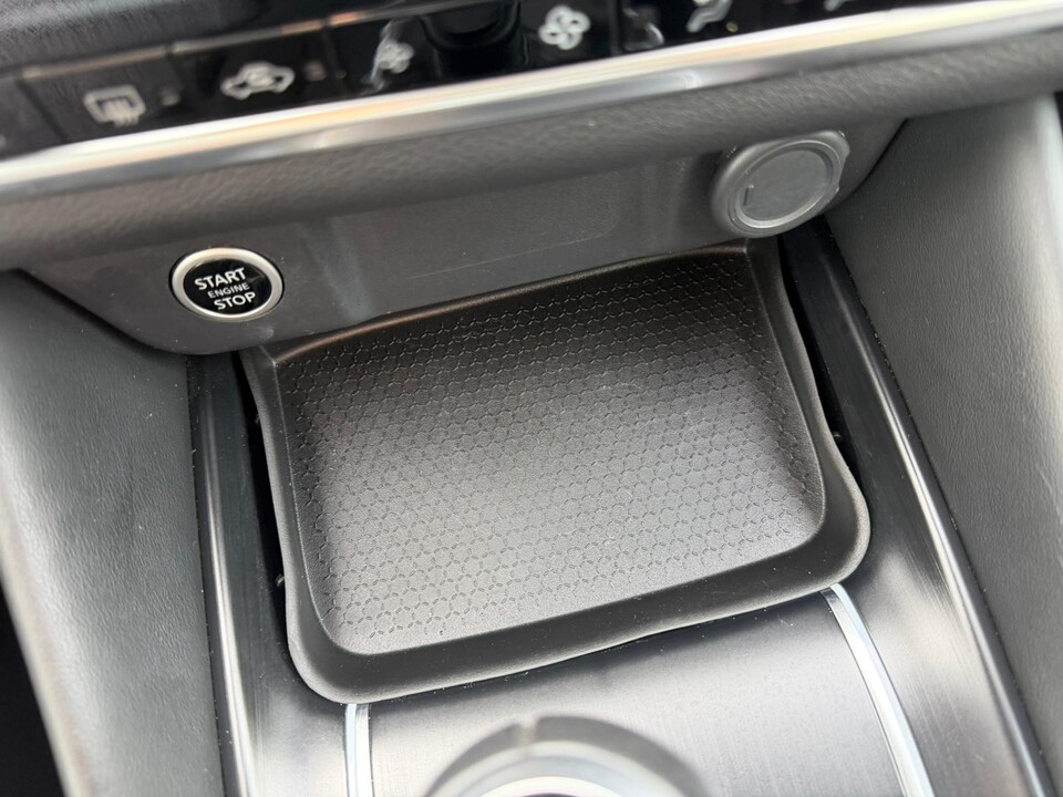 Nissan Qashqai 1.3 DIG-T MHEV 140 CV  N-CONNECTA Elettrica / Benzina