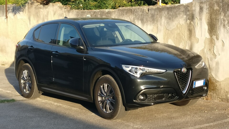 Alfa Romeo Stelvio 2.2 Turbodiesel 160 CV AT8 RWD SUPER Diesel