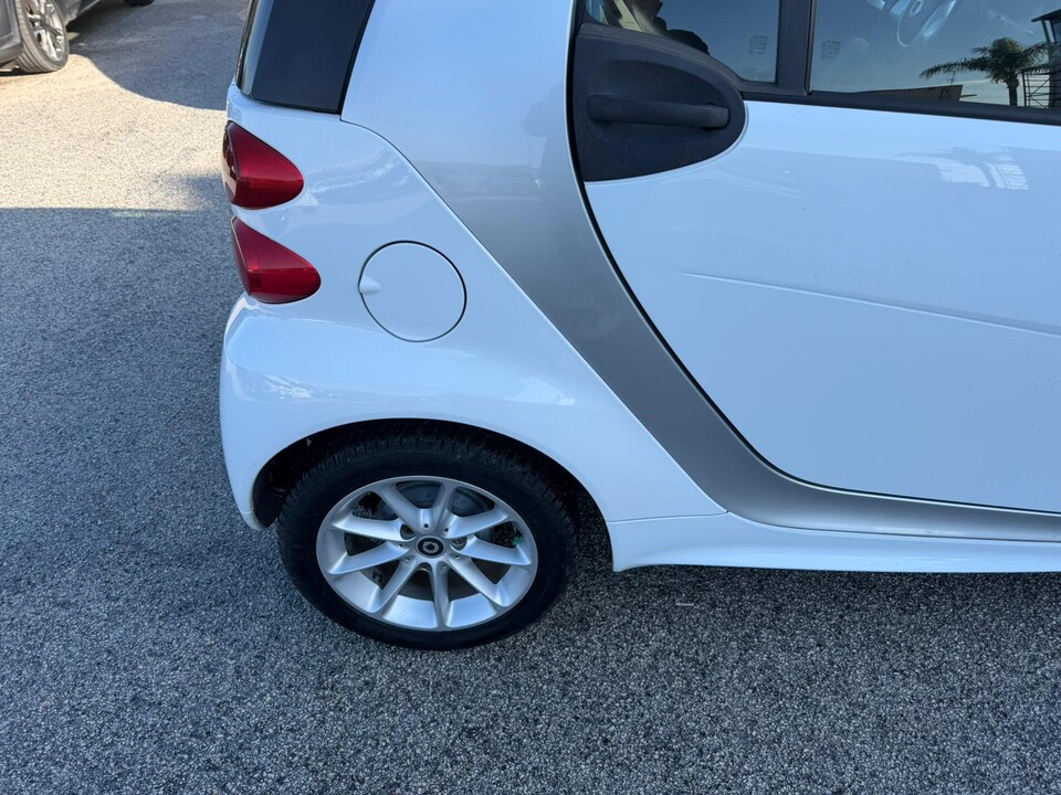 Smart Fortwo 1.0 MHD 71 CV PASSION Benzina