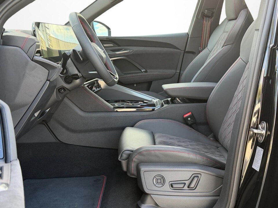 Audi Q5 SPB 40 TDI QUATTRO STRONIC S LINE EDITION KM0 MY25 Diesel