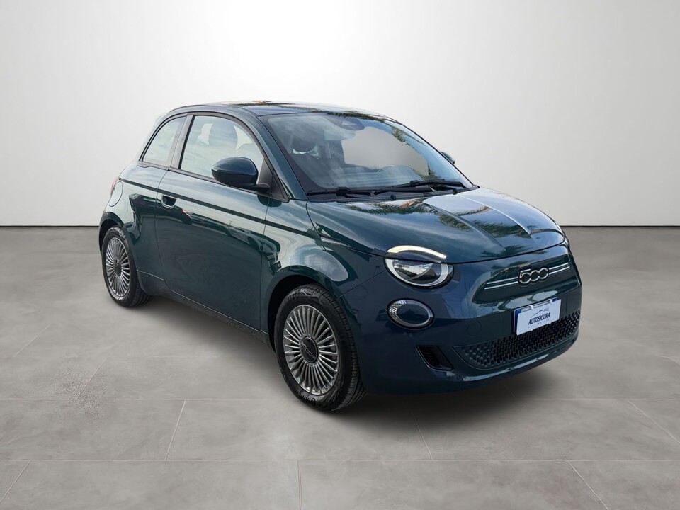 Fiat 500 e ICON 118 CV 320 KM AUTONOMIA KM0 Elettrica