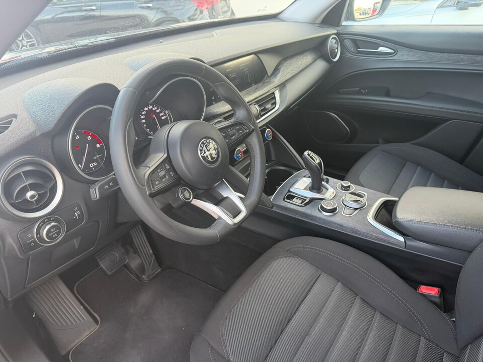 Alfa Romeo Stelvio 2.2 Turbodiesel 160 CV AT8 RWD SUPER Diesel