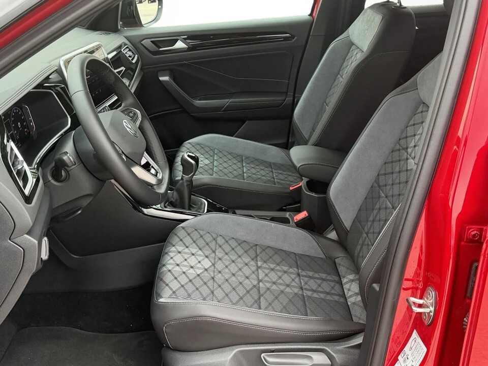 Volkswagen T-Roc 1.0 TSI 115 CV R LINE PLUS KM0 MY25 Benzina