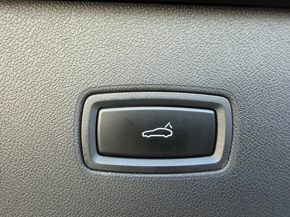 Porsche Cayenne 3.0 V6 E-Hybrid MY25 Elettrica / Benzina