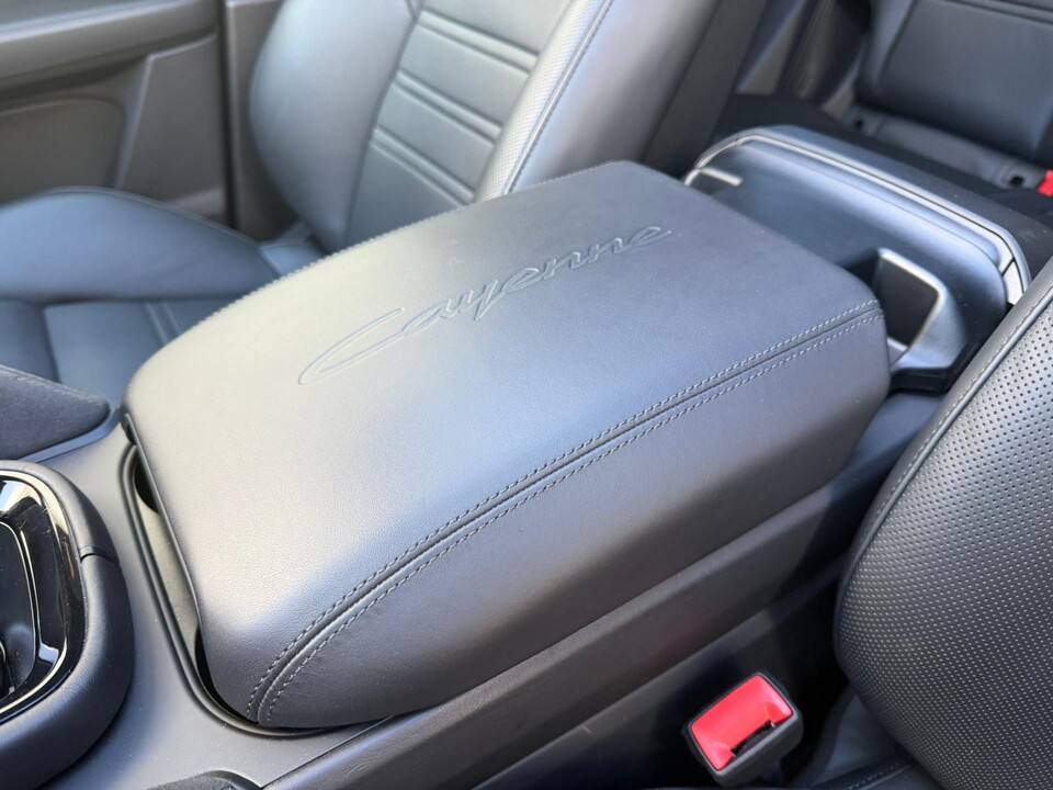 Porsche Cayenne 3.0 V6 E-Hybrid MY25 Elettrica / Benzina