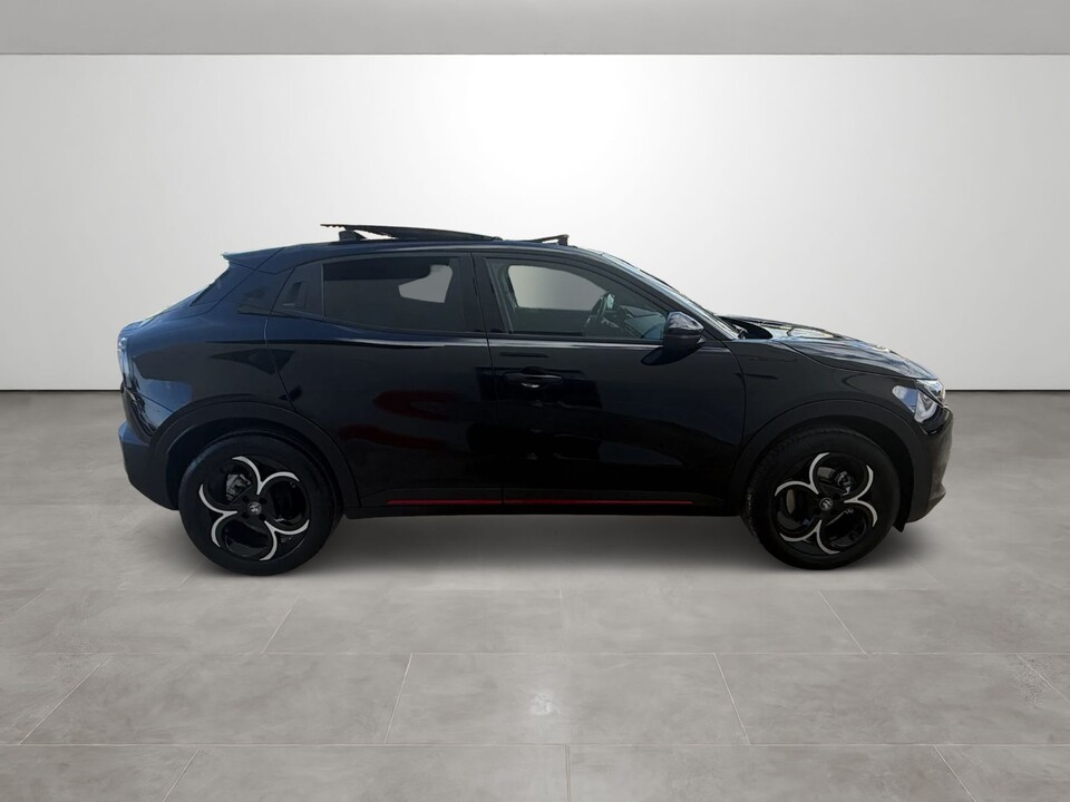 Alfa Romeo Junior 1.2 HYBRID 136 CV EDCT6 SPECIALE MY25 + TETTO Elettrica / Benzina