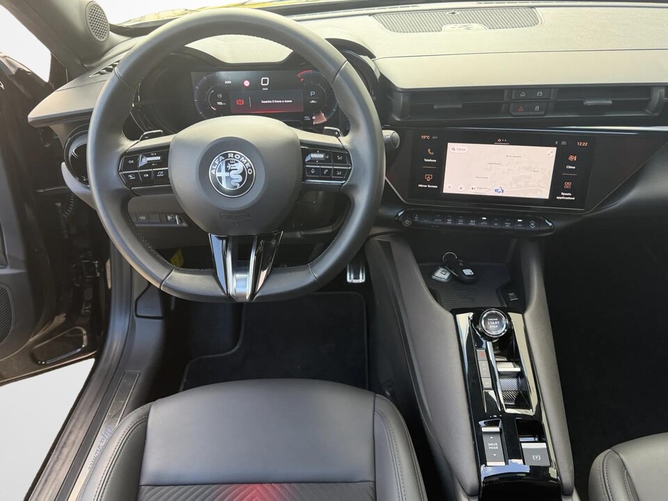 Alfa Romeo Junior 1.2 HYBRID 136 CV EDCT6 SPECIALE MY25 + TETTO Elettrica / Benzina