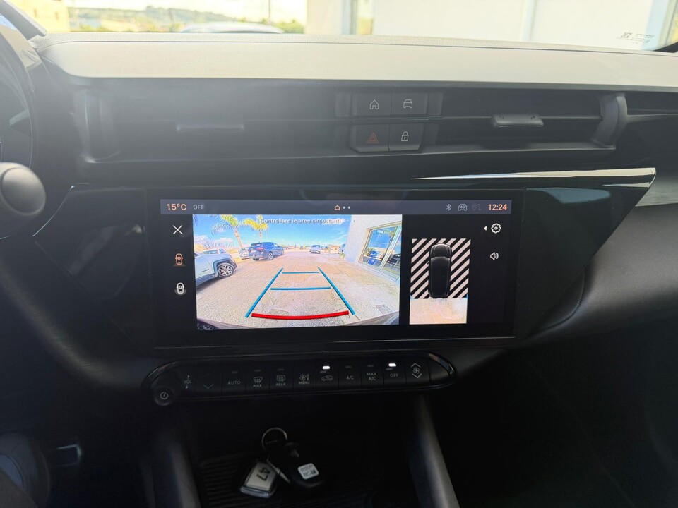 Alfa Romeo Junior 1.2 HYBRID 136 CV EDCT6 SPECIALE MY25 + TETTO Elettrica / Benzina