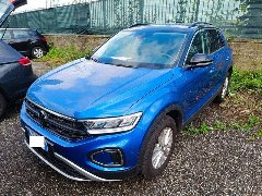 Volkswagen T-Roc 1.0 TSFI 110 CV LIFE MY22 B/COLOR Benzina