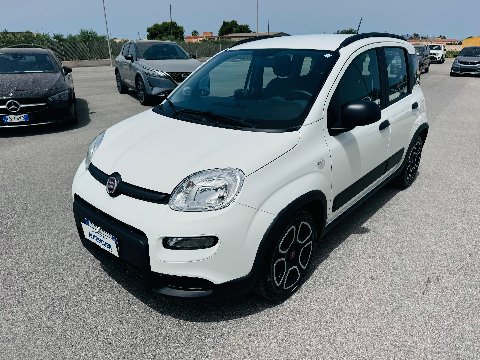 Fiat New Panda 1.0 FIREFLY HYBRID S&S 70 CV CITY LIFE Elettrica / Benzina