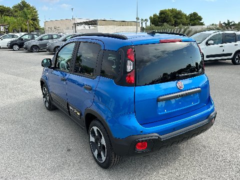 Fiat New Panda PANDINA 1.0 HYBRID S&S 70 CV CROSS KM0 MY24 Elettrica / Benzina