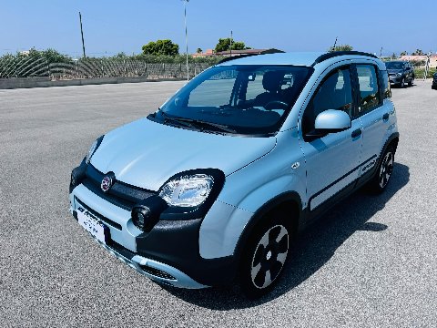 Fiat New Panda 1.0 FIREFLY HYBRID S&S 70 CV CROSS Elettrica / Benzina