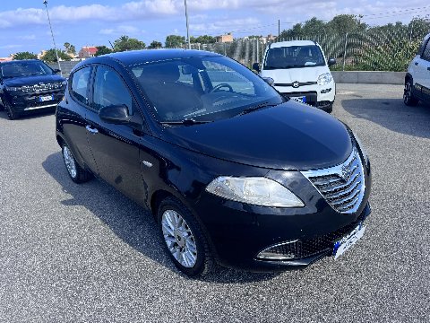 Lancia Ypsilon 1.2 69 CV GOLD Benzina