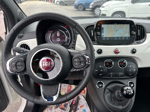 Fiat 500 NEW 1.0 HYBRID DOLCEVITA 70 CV MY23 Elettrica / Benzina