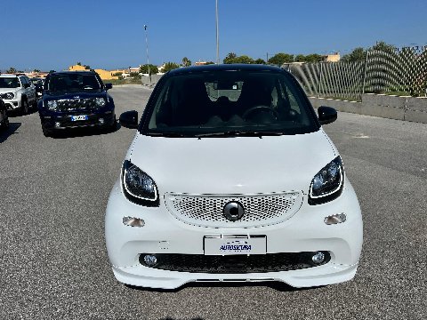 Smart Fortwo 1.0 71 CV TWINAMIC SUPERPASSION Benzina