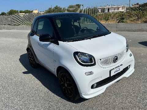 Smart Fortwo 1.0 71 CV TWINAMIC SUPERPASSION Benzina