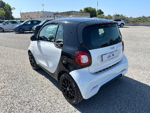 Smart Fortwo 1.0 71 CV TWINAMIC SUPERPASSION Benzina