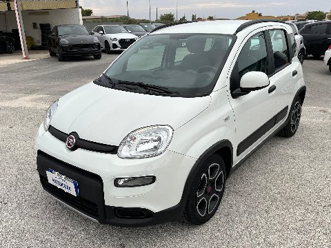 Fiat New Panda 1.0 FIREFLY HYBRID S&S 70 CV CITY LIFE Elettrica / Benzina