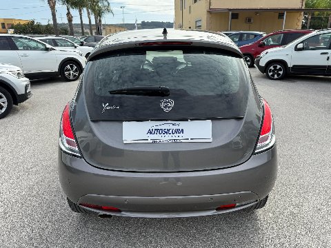 Lancia Ypsilon 1.2 69 CV GOLD Benzina