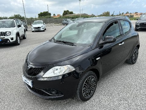 Lancia Ypsilon 1.2 69 CV GOLD Benzina