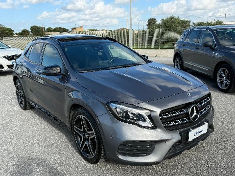 Mercedes-Benz GLA 200 d 136 CV AUTOMATIC PREMIUM AMG + TETTO Diesel