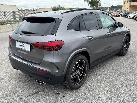 Mercedes-Benz GLA 200 d 150 CV AMG LINE PREMIUM NIGHT EDITION AUTOMATIC Diesel