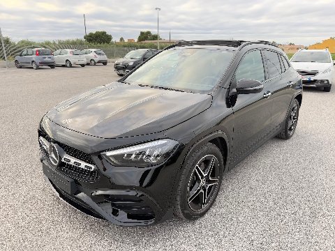 Mercedes-Benz GLA 200 d 150 CV AMG LINE PREMIUM NIGHT EDITION AUTOMATIC Diesel