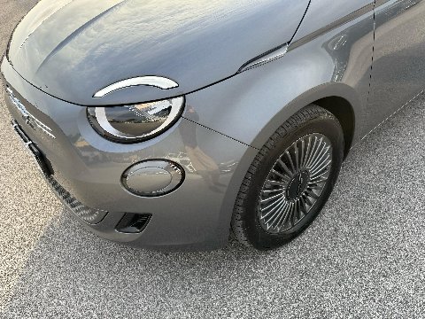Fiat 500 e 3+1 action 118 CV 320 KM AUTONOMIA KM0 Elettrica
