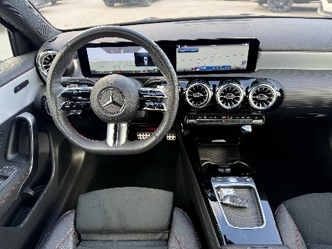 Mercedes-Benz A 200 d 150 CV AUTOMATIC AMG LINE PREMIUM NIGHT EDITION Diesel