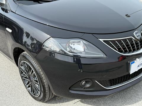 Lancia Ypsilon 1.0 FIREFLY 70 CV HYBRID GOLD 1234KM!! Elettrica / Benzina