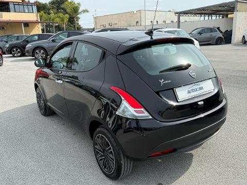 Lancia Ypsilon 1.0 FIREFLY 70 CV HYBRID GOLD 1234KM!! Elettrica / Benzina