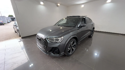 Audi Q3 35 SPB 2.0 TDI 150CV S TRONIC IDENTITY BLACK KM0 Diesel