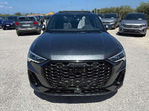 Audi Q3 35 SPB 2.0 TDI 150CV S TRONIC IDENTITY BLACK KM0 Diesel
