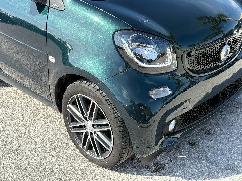 Smart Fortwo 0.9 TURBO 90 CV TWINAMIC BRITISCH GREEN Benzina