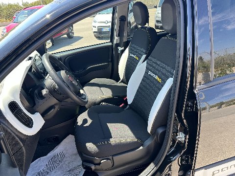 Fiat New Panda PANDINA 1.0 HYBRID S&S 70 CV CROSS KM0 MY25 Elettrica / Benzina