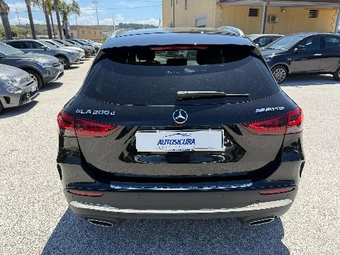 Mercedes-Benz GLA 200 d 150 CV PREMIUM AMG AUTOMATIC Diesel