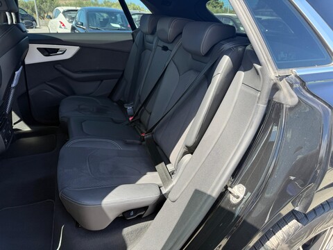 Audi Q8 50 TDI QUATTRO TIPTRONIC S LINE EDITION Elettrica / Diesel